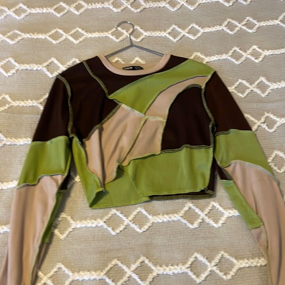 Long sleeved crop shirt - Picture 1 of 2